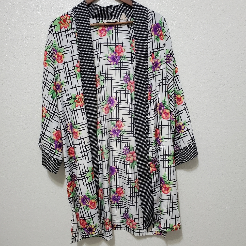Vintage Victoria's Secret Robe gold label checkered floral one size